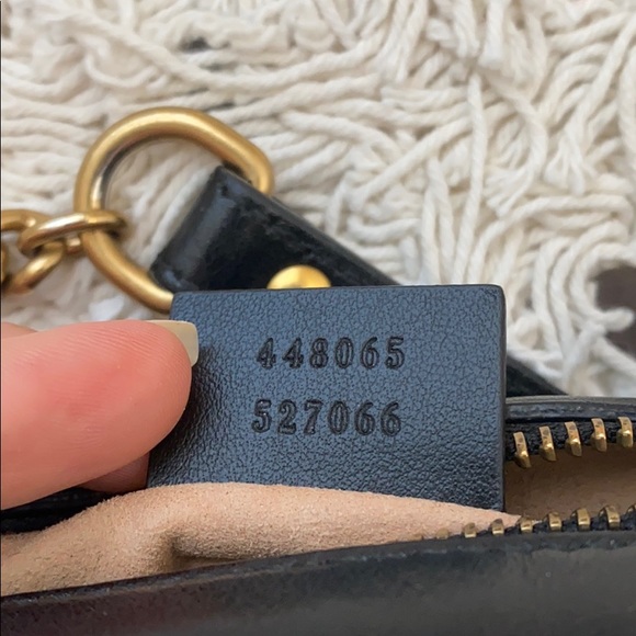 SOLD Gucci Black leather Mini Marmont Camera bag - Picture 14 of 16